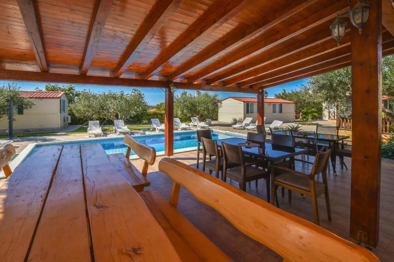 Apartments Flora Pakostane 0*,  Croatia