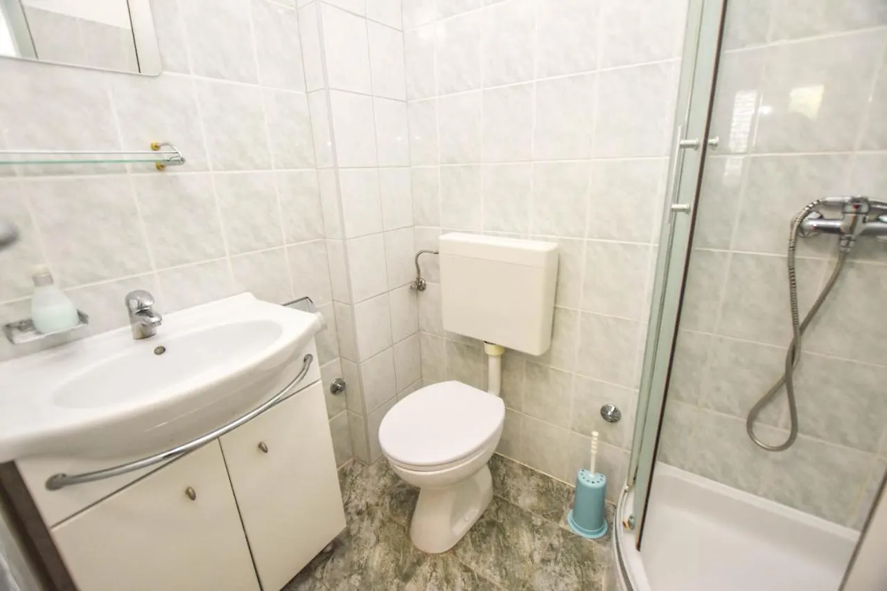 Apartments Flora Pakostane 0*,  Croatia